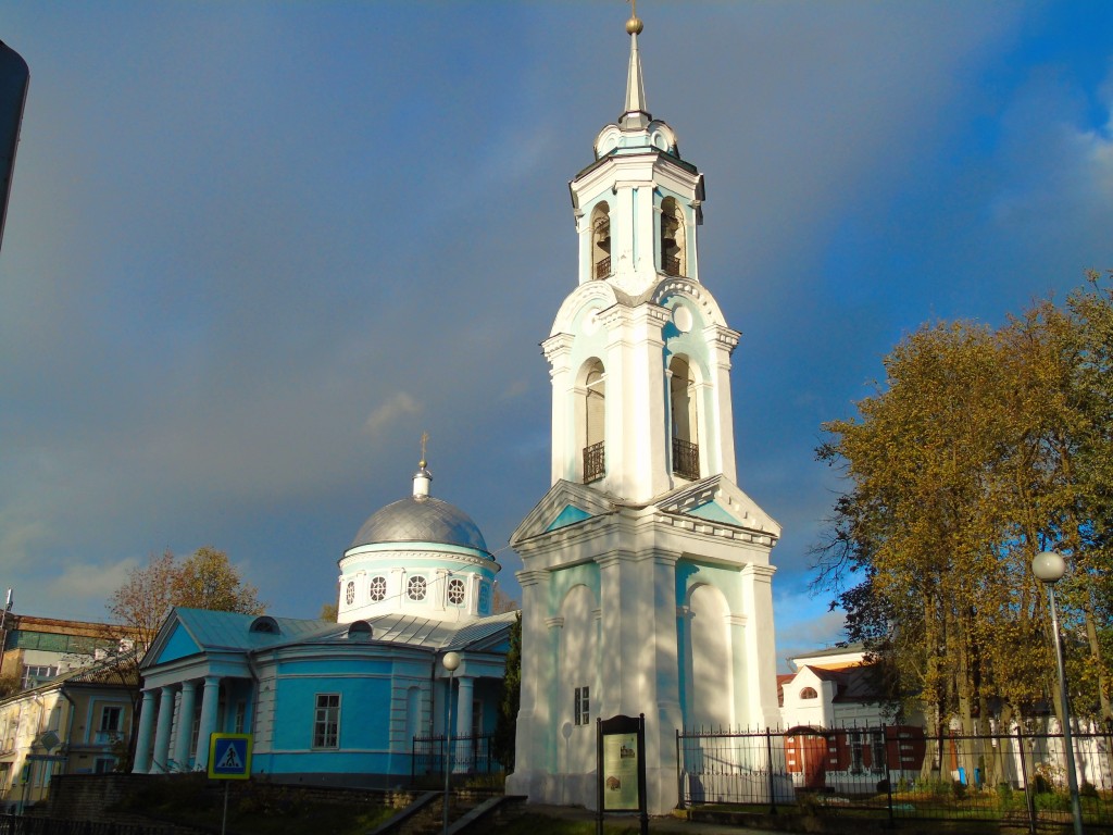 Псков. Церковь Успения Пресвятой Богородицы с Полонища. фасады