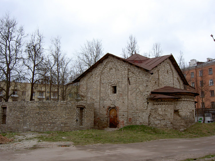 Псков. Церковь Сергия Радонежского с Залужья. фасады