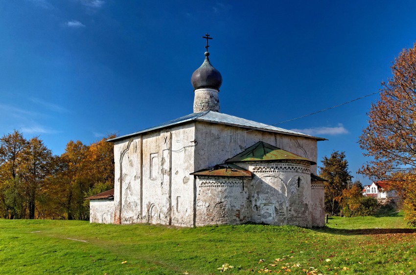 Псков. Церковь Космы и Дамиана с Гремячей Горы. фасады