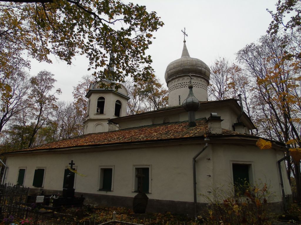 Псков. Церковь Димитрия Солунского в Поле. фасады