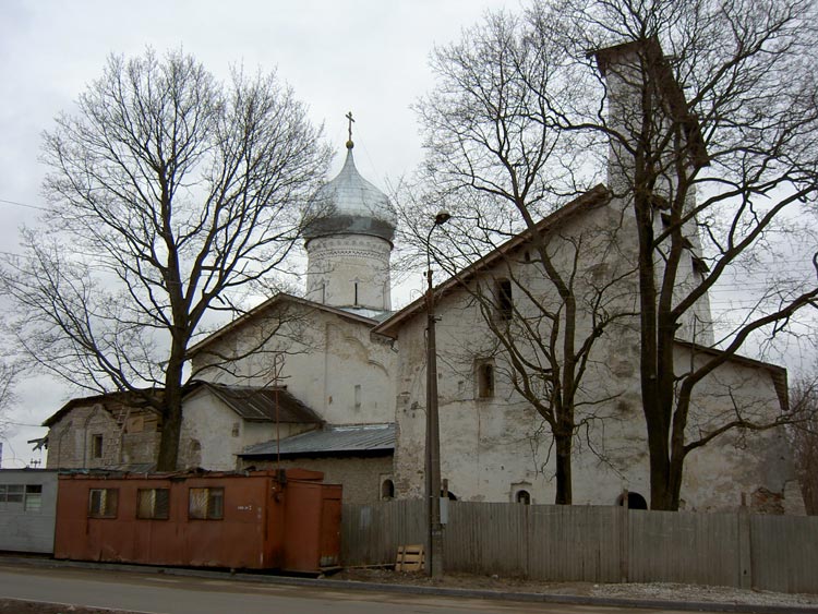Псков. Церковь Богоявления Господня с Запсковья. фасады, Вид с севера.
