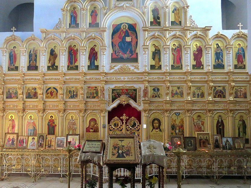 Церковь Богоявления Господня с Запсковья, Псков (Псков, город, Псковская область). интерьер и убранство, Иконостас