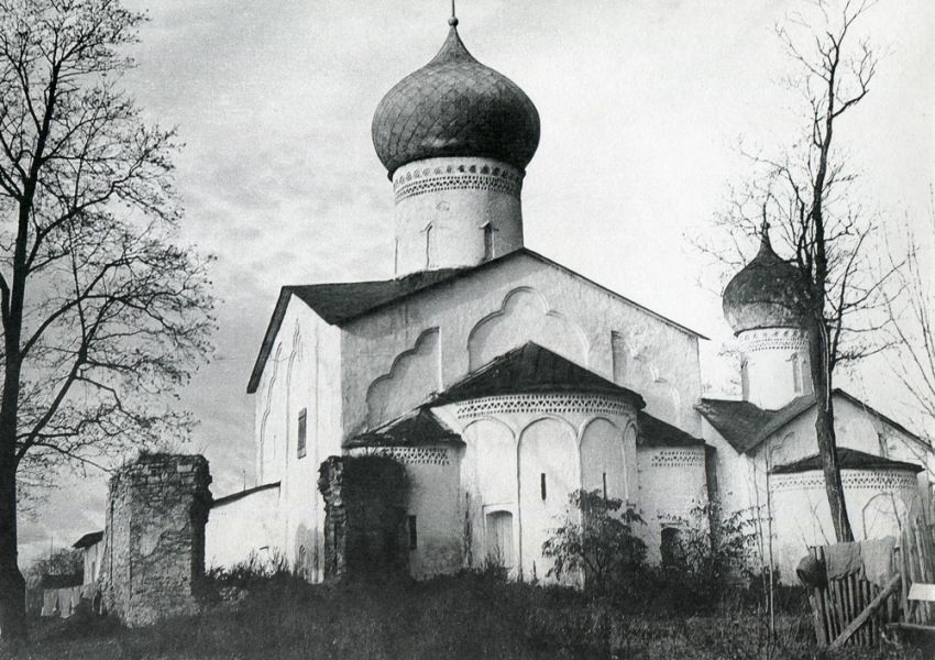 Псков. Церковь Богоявления Господня с Запсковья. архивная фотография, Фото 1960-х гг. из архива Бориса Скобельцина