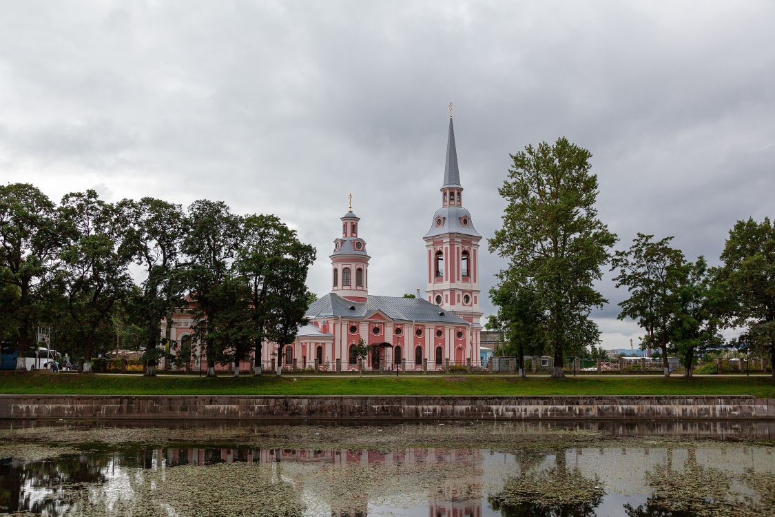 Шлиссельбург. Собор Благовещения Пресвятой Богородицы. общий вид в ландшафте