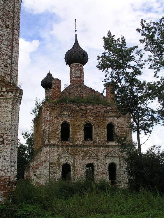 Церковь Покрова Пресвятой Богородицы, Покров (Даниловский район, Ярославская область). фасады