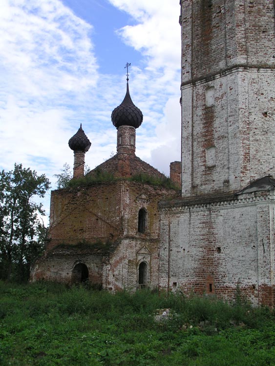 Церковь Покрова Пресвятой Богородицы, Покров (Даниловский район, Ярославская область). фасады