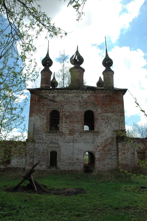 Церковь Спаса Нерукотворного Образа, Гавшинка (Ярославский район, Ярославская область). фасады