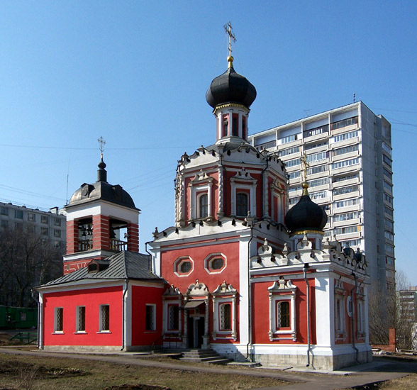 Коньково. Церковь Троицы Живоначальной в Конькове. фасады