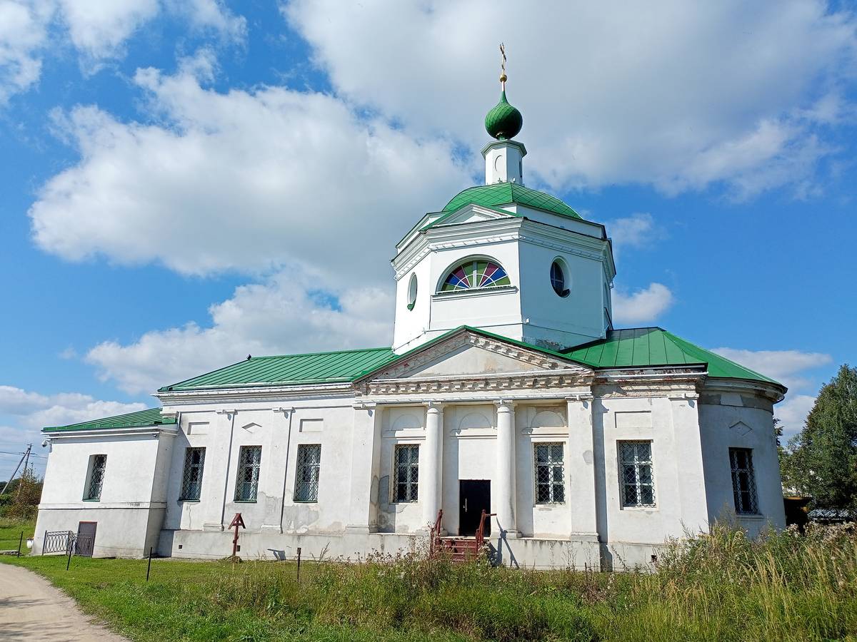 Церковь Петра митрополита Московского, Львы (Ростовский район, Ярославская область). фасады