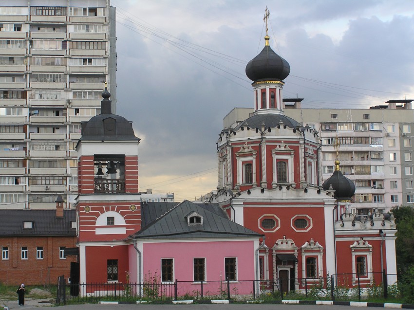 Церковь Троицы Живоначальной в Конькове, Коньково (Юго-Западный административный округ (ЮЗАО), г. Москва). фасады