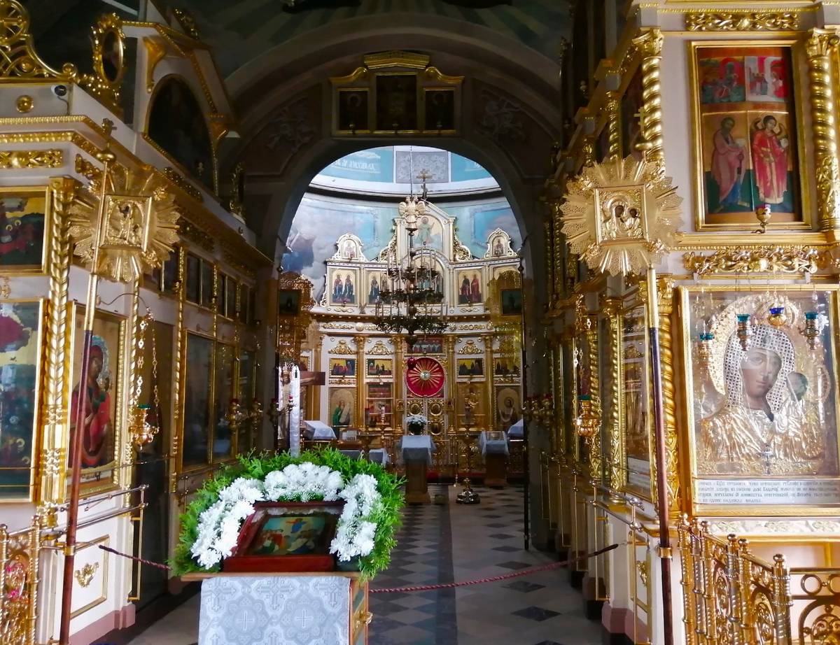 Интерьер храма в честь Казанской иконы Божией Матери., интерьер и убранство. Церковь Казанской иконы Божией Матери, Иванисово (Электростальский городской округ, Московская область)