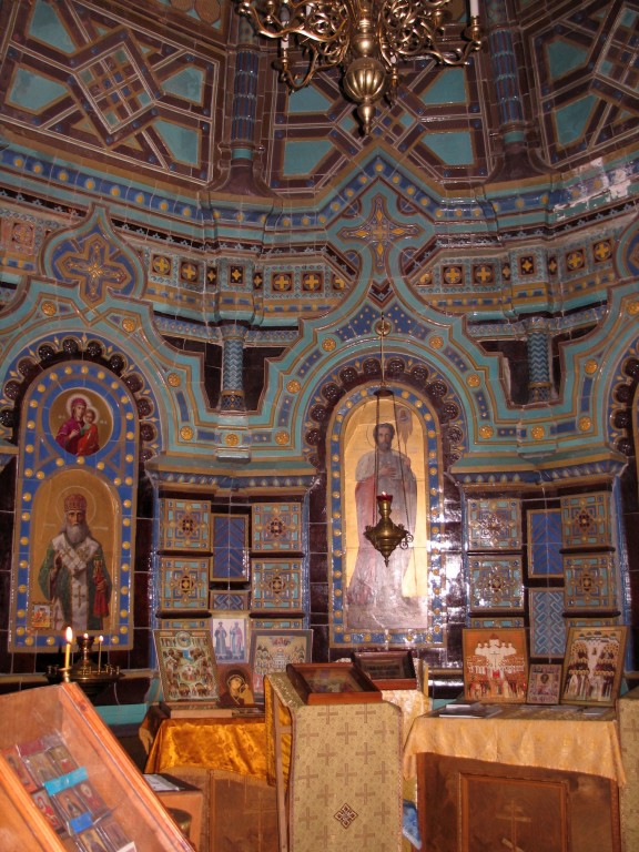 Часовня Александра Невского и иконы Божией Матери 