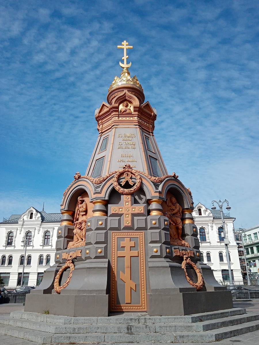 Часовня Александра Невского и иконы Божией Матери 