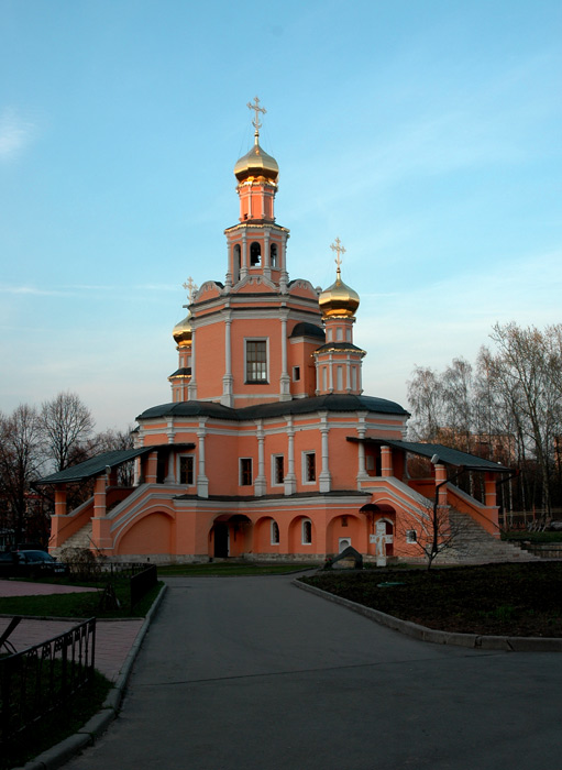 Храм в зюзино