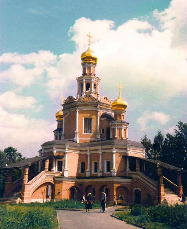 Церковь Бориса и Глеба, Зюзино (Юго-Западный административный округ (ЮЗАО), г. Москва). фасады