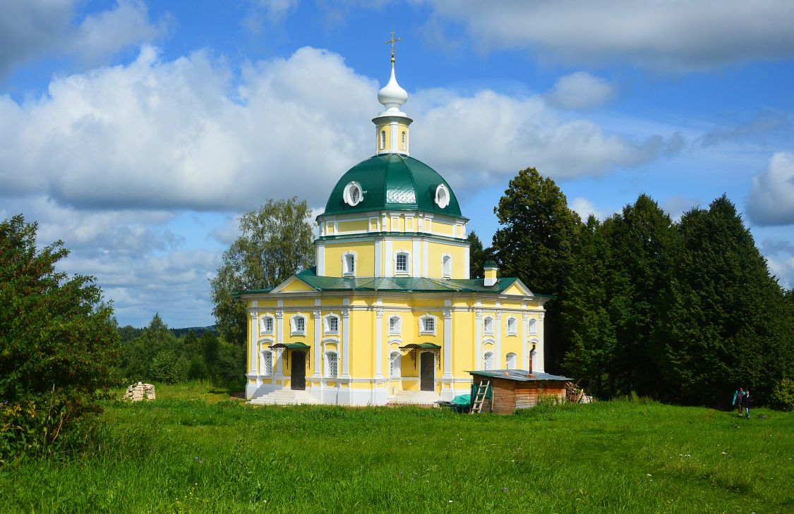 Тараканово. Церковь Михаила Архангела. фасады