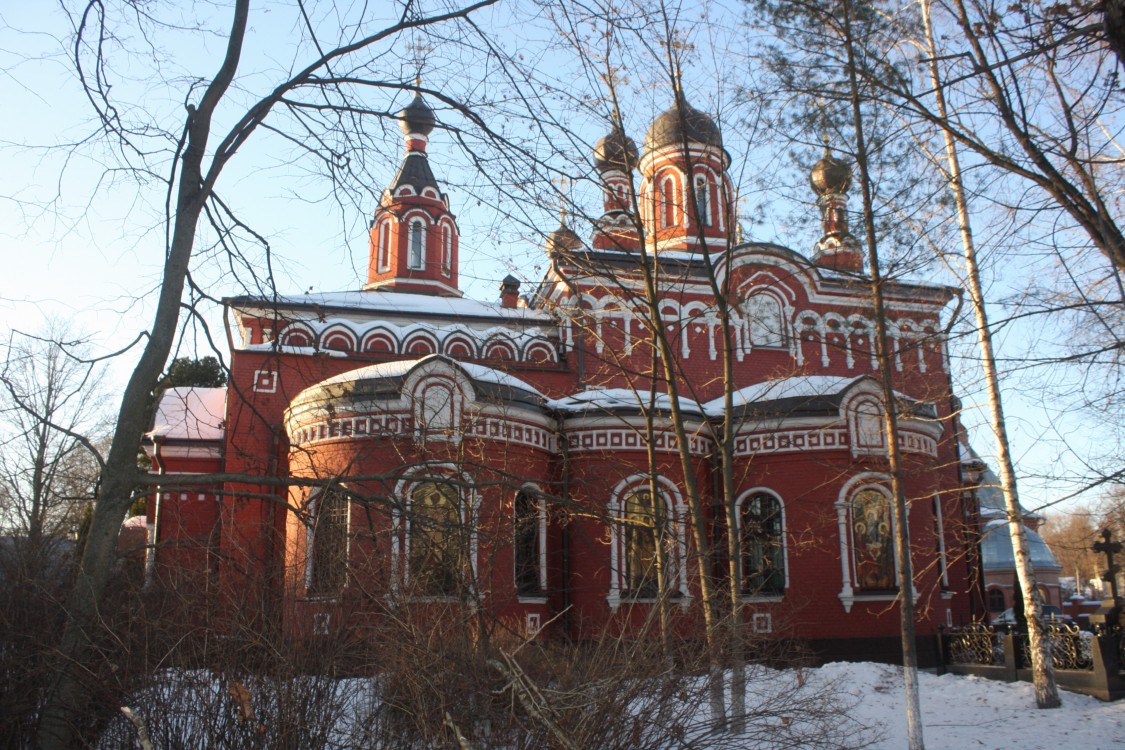 Церковь Троицы Живоначальной, Сходня (Химкинский городской округ, Московская область). фасады