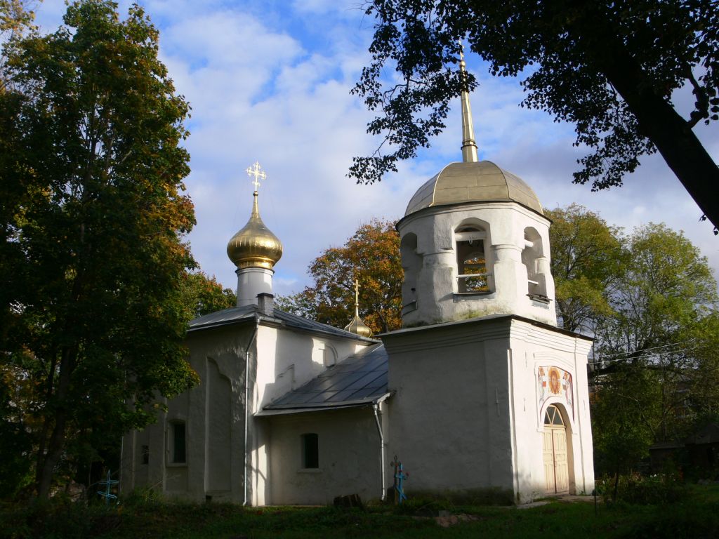 Псков храм голубой
