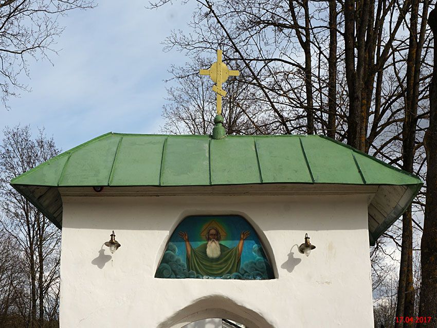 Церковь Сергия Радонежского и Никандра, Изборск (Печорский район, Псковская область). архитектурные детали