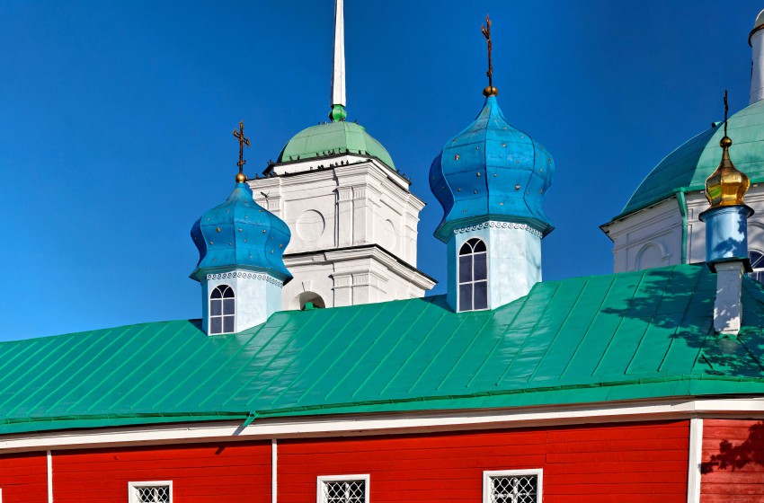 Церковь Варвары великомученицы, Печоры (Печорский район, Псковская область). архитектурные детали