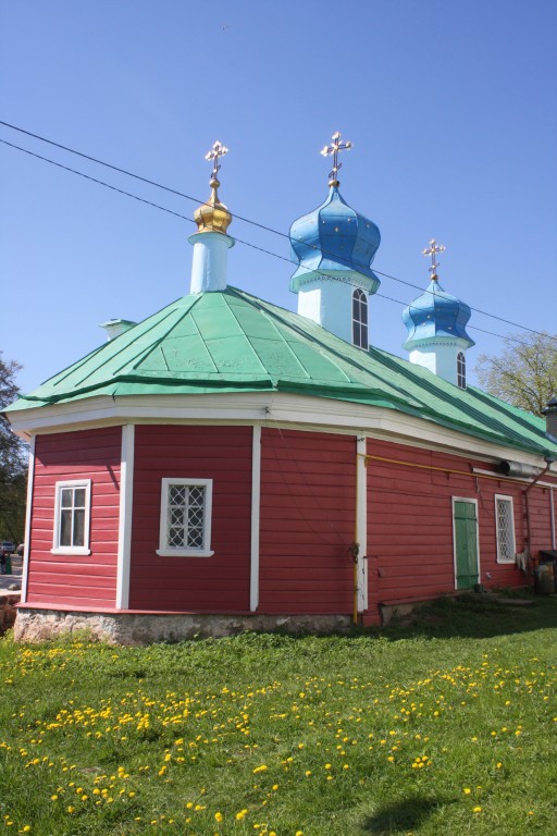 Церковь Варвары великомученицы, Печоры (Печорский район, Псковская область). архитектурные детали