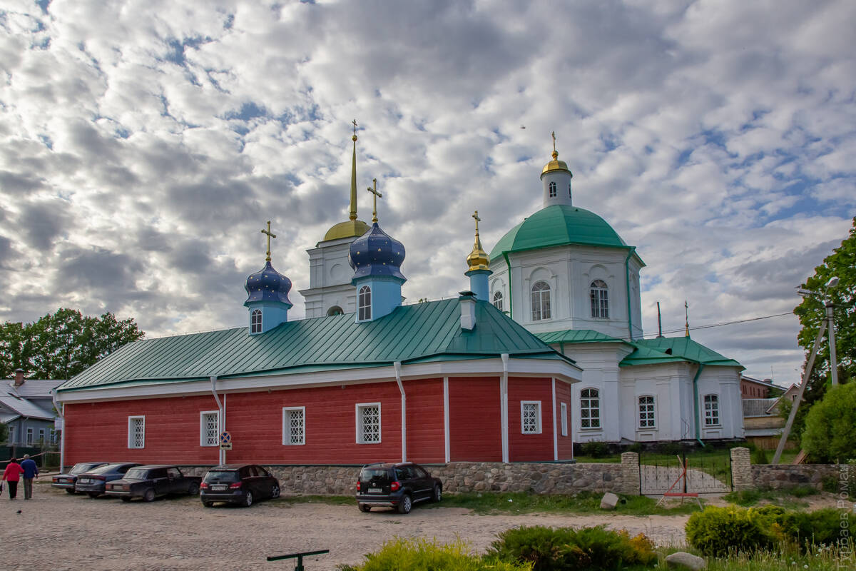 Печоры. Церковь Варвары великомученицы. фасады, Вид с юго-востока