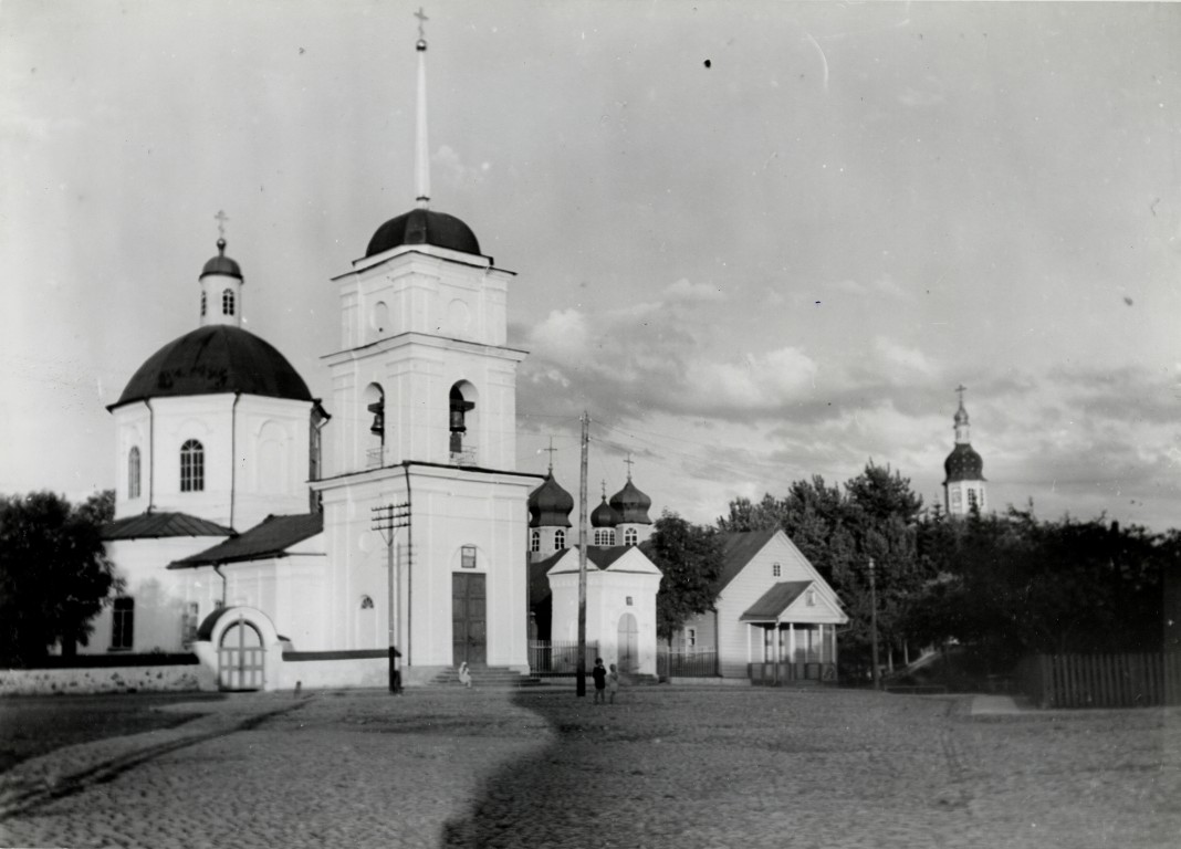 Печоры. Церковь Сорока мучеников Севастийских. архивная фотография, фото 1930 года с сайта https://pastvu.com/p/379432
