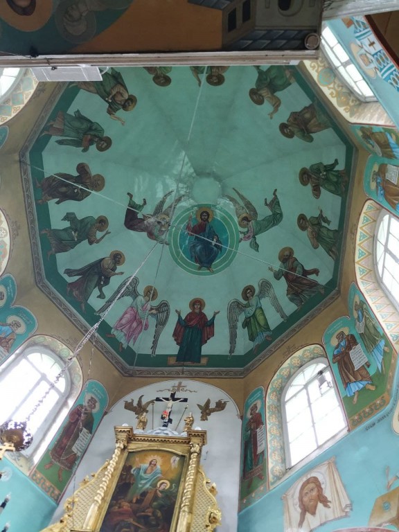 Церковь Сорока мучеников Севастийских, Печоры (Печорский район, Псковская область). интерьер и убранство
