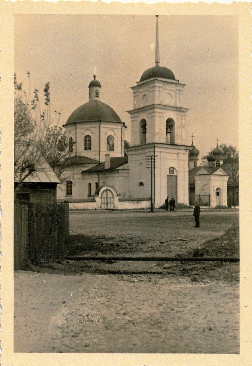 Фото 1941 г. с аукциона e-bay.de, архивная фотография. Церковь Сорока мучеников Севастийских, Печоры (Печорский район, Псковская область)
