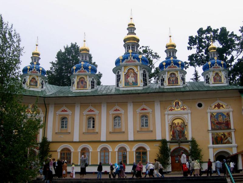 Успенский Псково-Печерский монастырь. Собор Успения Пресвятой Богородицы, Печоры (Печорский район, Псковская область). фасады
