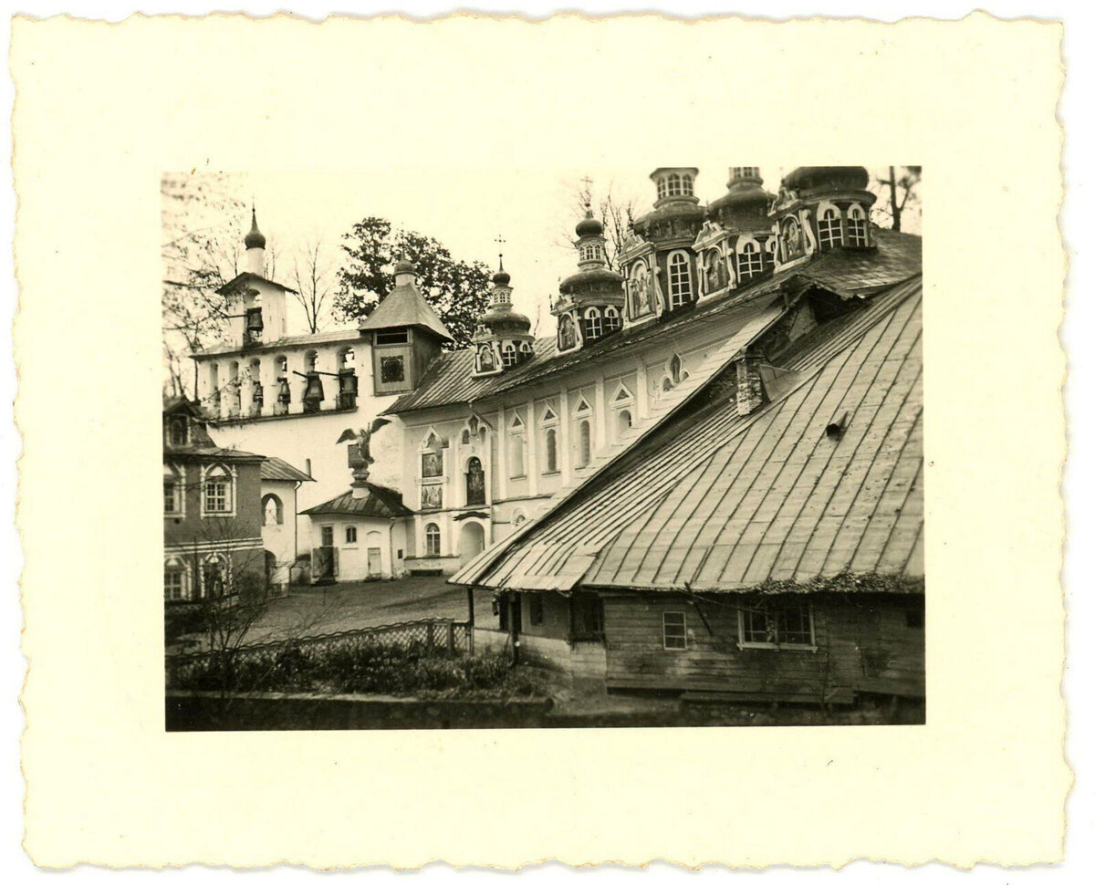 Успенский Псково-Печерский монастырь. Собор Успения Пресвятой Богородицы, Печоры (Печорский район, Псковская область). архивная фотография, Фото 1941 г. с аукциона e-bay.de