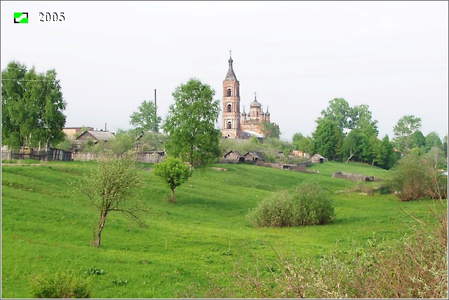Церковь Троицы Живоначальной в Песьянке, Гатиха (Камешковский район, Владимирская область). дополнительная информация, Общий вид с запада