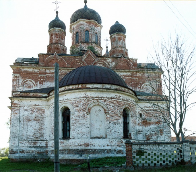 Церковь Троицы Живоначальной в Песьянке, Гатиха (Камешковский район, Владимирская область). архитектурные детали, восточный фасад