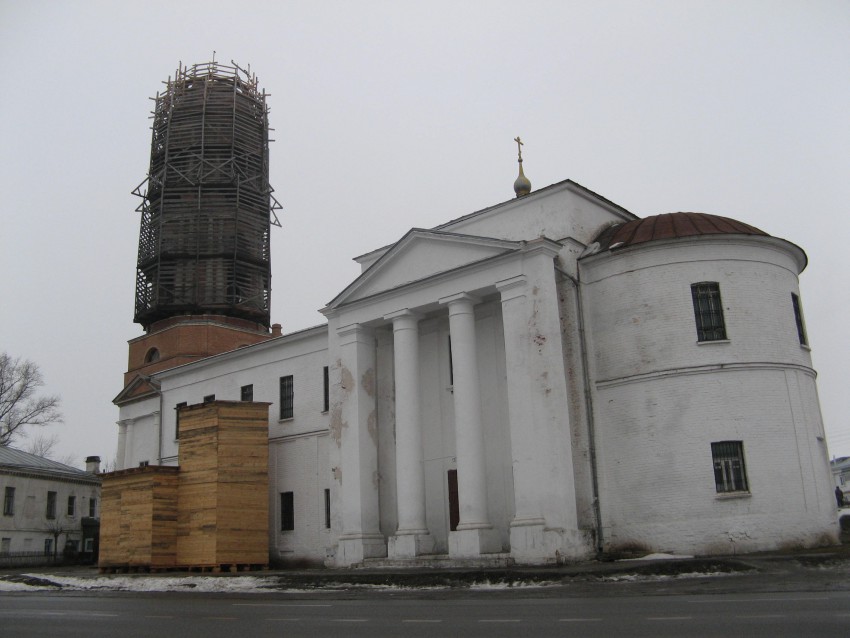 Боголюбово. Церковь Иоакима и Анны. документальные фотографии, Восстановление храма продолжается