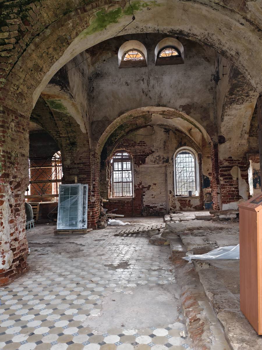 Церковь Введения во храм Пресвятой Богородицы, Леонтьево (Камешковский район, Владимирская область). интерьер и убранство, Внутреннее убранство