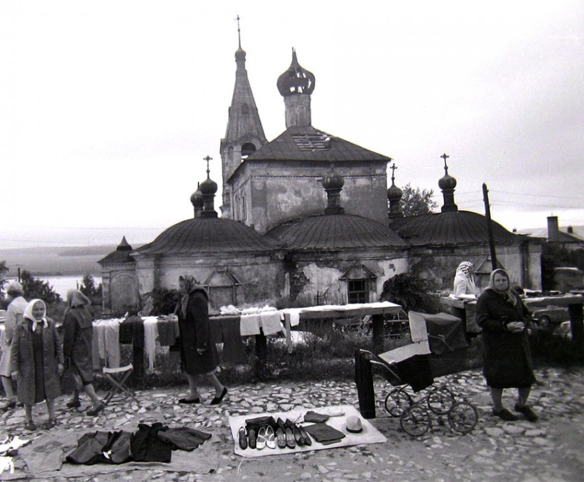 Церковь Благовещения Пресвятой Богородицы, Касимов (Касимовский район и г. Касимов, Рязанская область). архивная фотография, Фото 1982г.