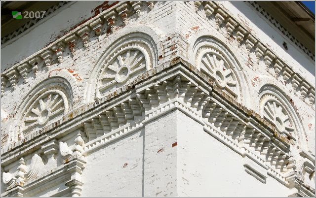 Касимов. Церковь Богоявления Господня. архитектурные детали, Декорации верхней части четверика