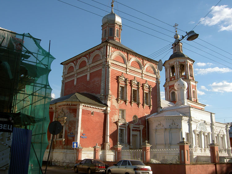 Басманный. Церковь Введения во храм Пресвятой Богородицы в Барашах. фасады