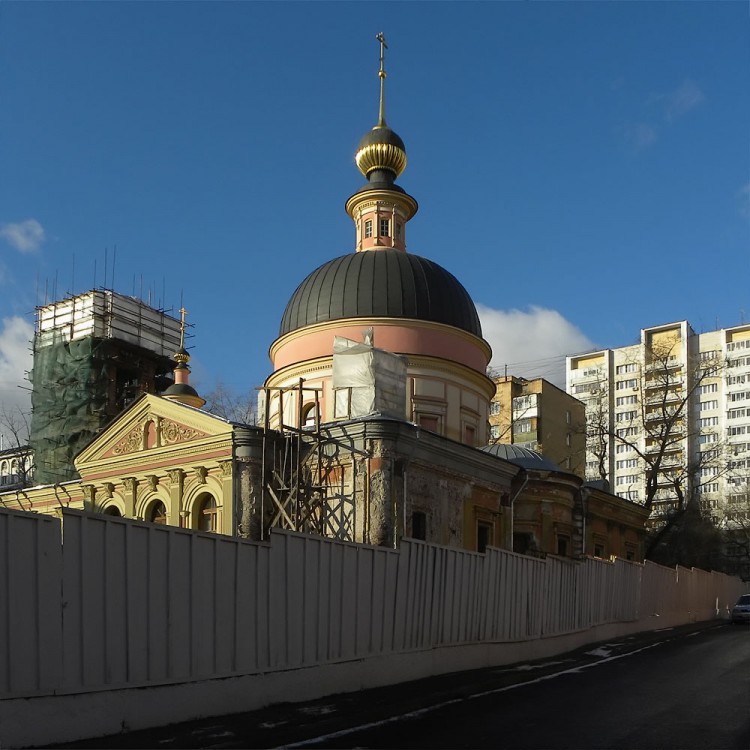 Церковь Ирины (Троицы Живоначальной) в Покровском, Басманный (Центральный административный округ (ЦАО), г. Москва). фасады