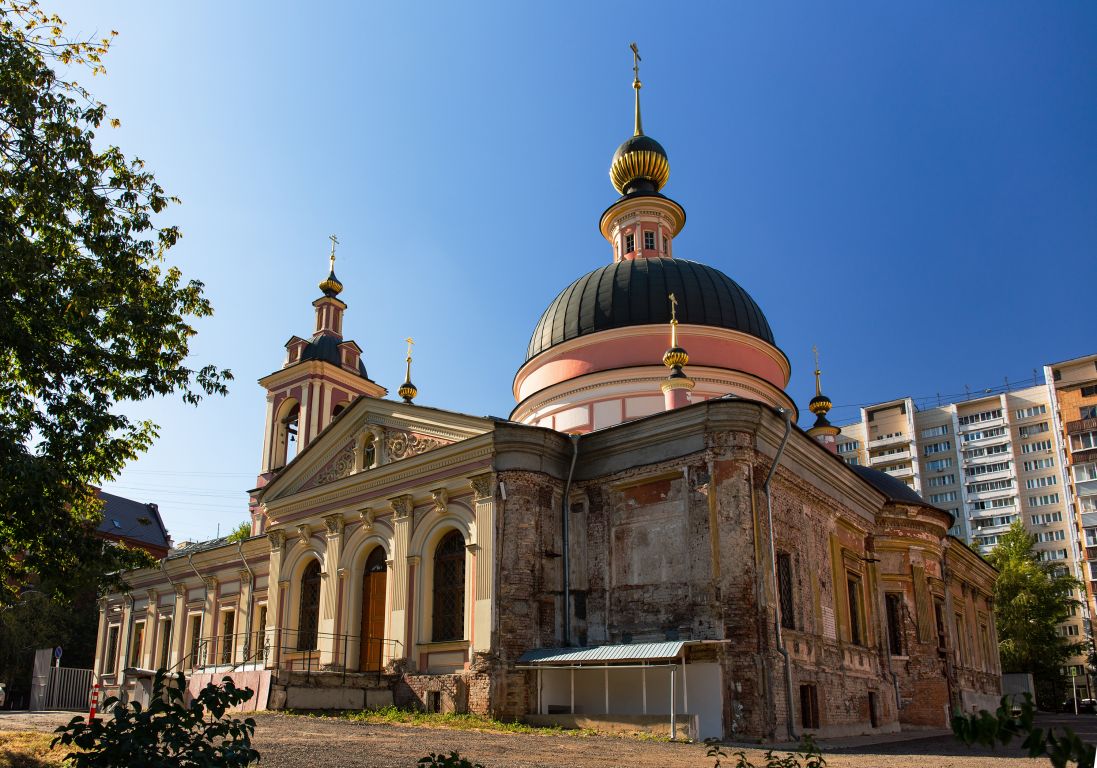 Церковь Ирины (Троицы Живоначальной) в Покровском, Басманный (Центральный административный округ (ЦАО), г. Москва). фасады