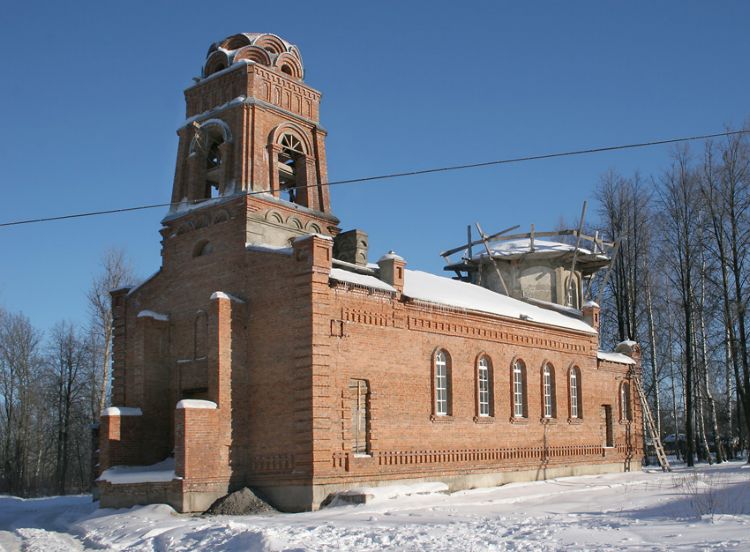Церковь Ксении Петербургской, Киров (Кировский район, Калужская область). фасады