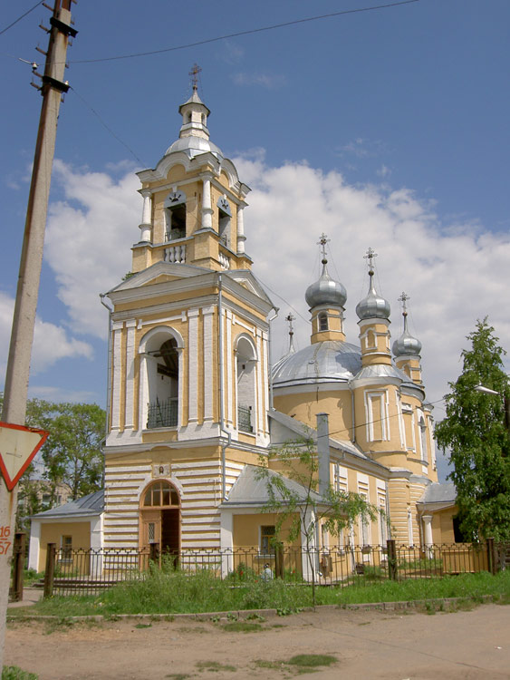 Старица. Церковь Илии Пророка. фасады