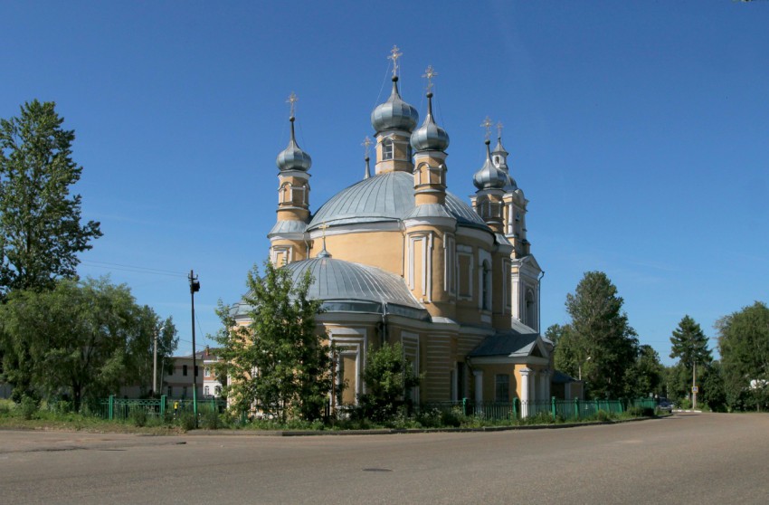 Старица. Церковь Илии Пророка. фасады