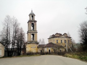 Старица. Церковь Николая Чудотворца