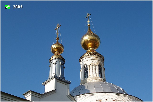 Церковь Иоанна Богослова, Богослово (Суздальский район, Владимирская область). архитектурные детали, Завершение основного объема