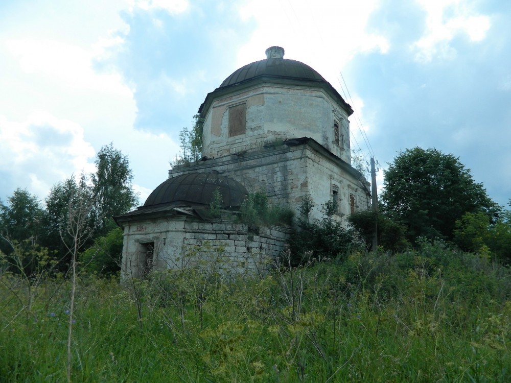 Старица. Церковь Воскресения Христова. фасады