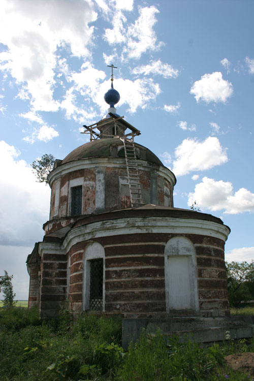 Красное. Церковь иконы Божией Матери 