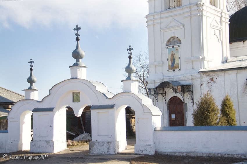 Ликино. Церковь Рождества Пресвятой Богородицы. фасады