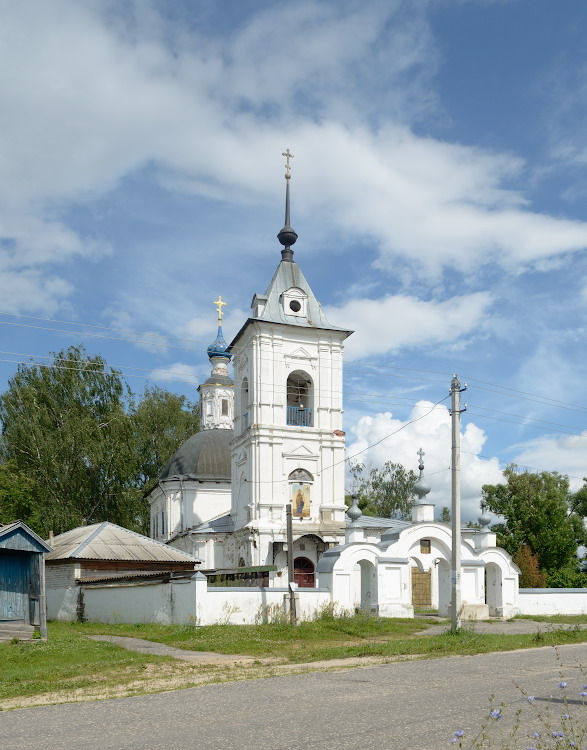 Ликино. Церковь Рождества Пресвятой Богородицы. фасады