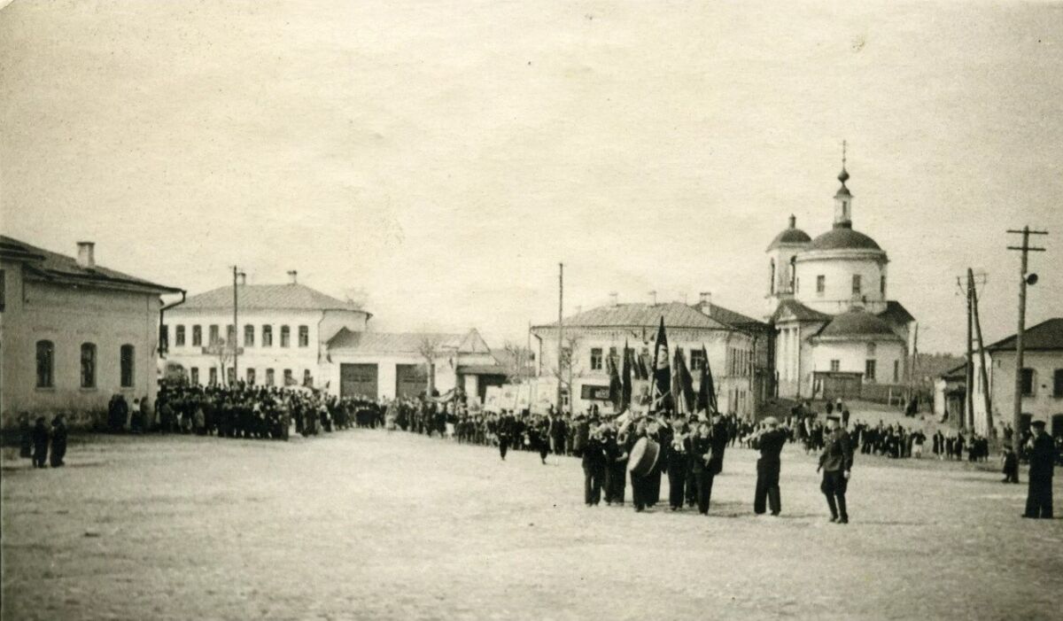 Церковь Преображения Господня на Взгорье, Боровск (Боровский район, Калужская область). архивная фотография, Фото 1939-1941 гг. Источник: https://borovsk.org/pamyatniki_argitectury/